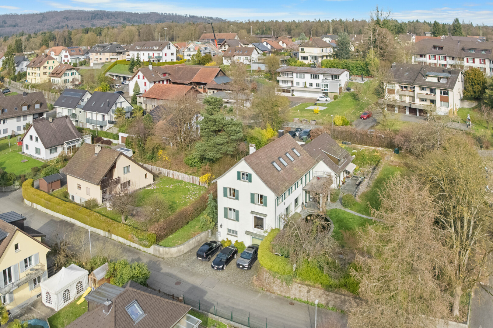 façade avec day time, vue résidentielle, et residential view
