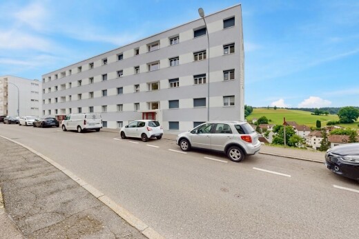 extérieur du bâtiment avec day time, apartment complex view, vue sur le complexe d'appartements, et from community