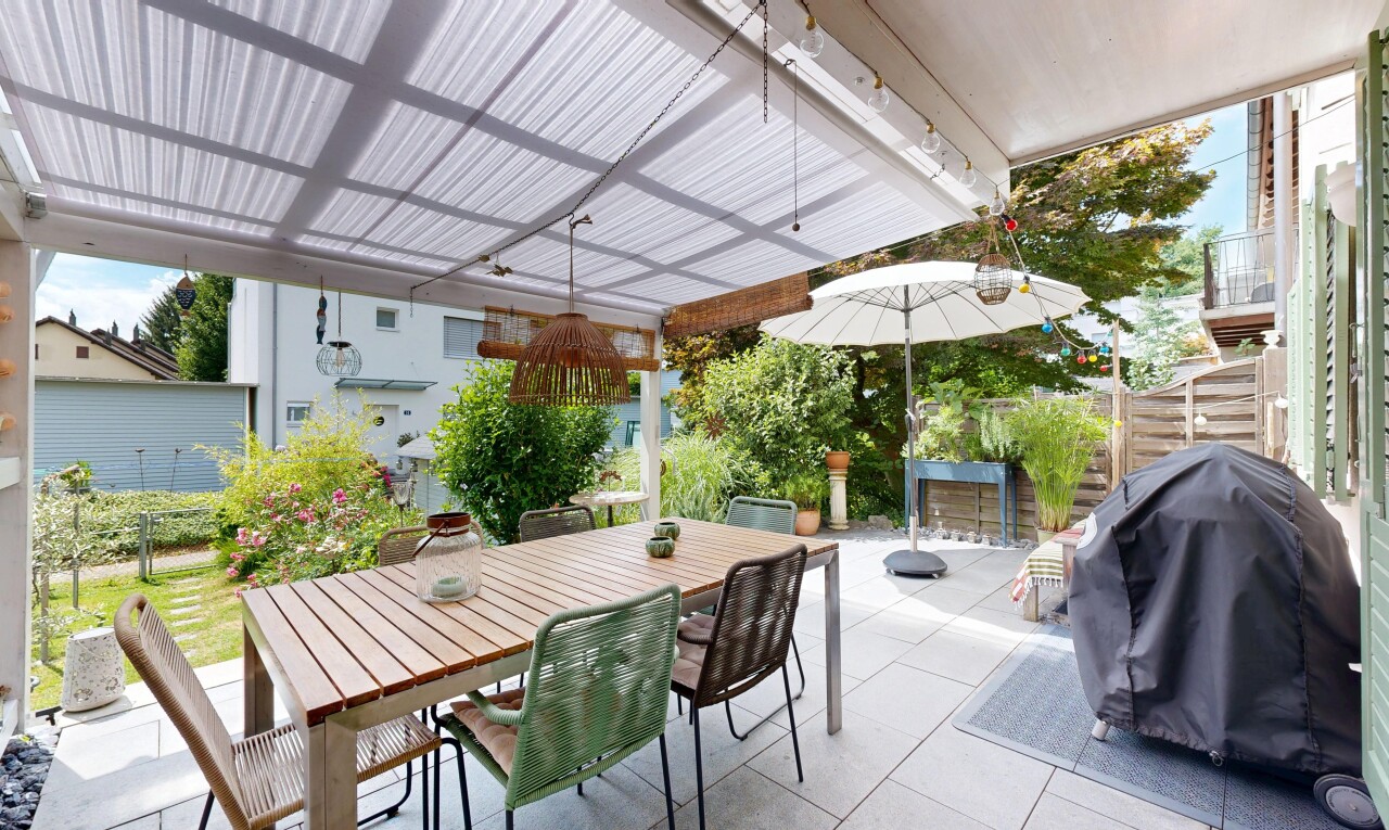 terrasse avec gril, coin repas extérieur, terrasse, from property, et bar extérieur