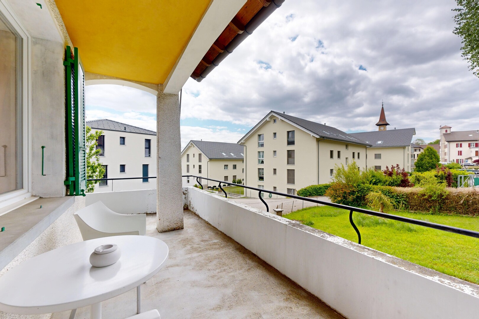 balcon avec from property et balcon