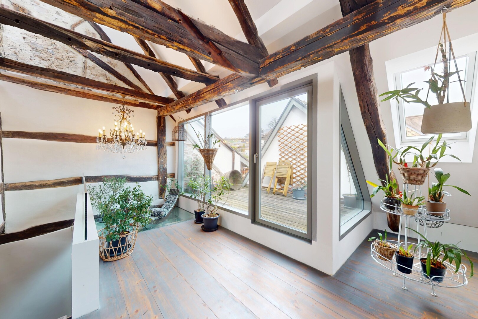 rezeption / lobby mit bemerkenswerter kronleuchter