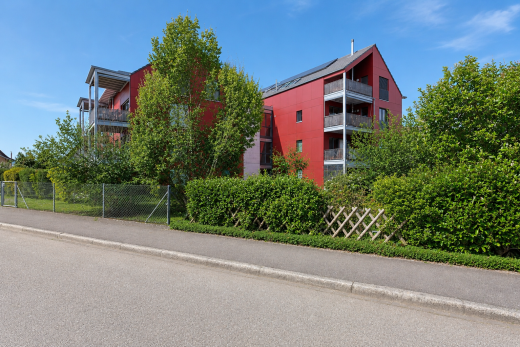 view of apartment building / complex