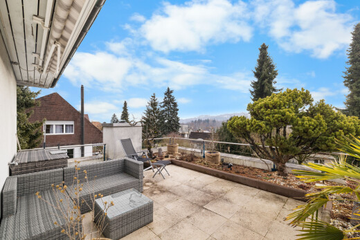 patio / terrace with a patio area and an outdoor lounge area
