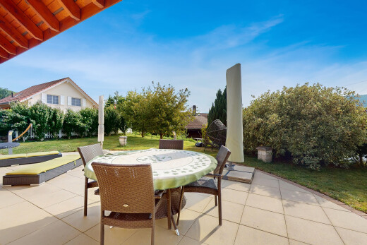 terrasse mit terrasse, from property, essbereich im freien, day time, und rasen