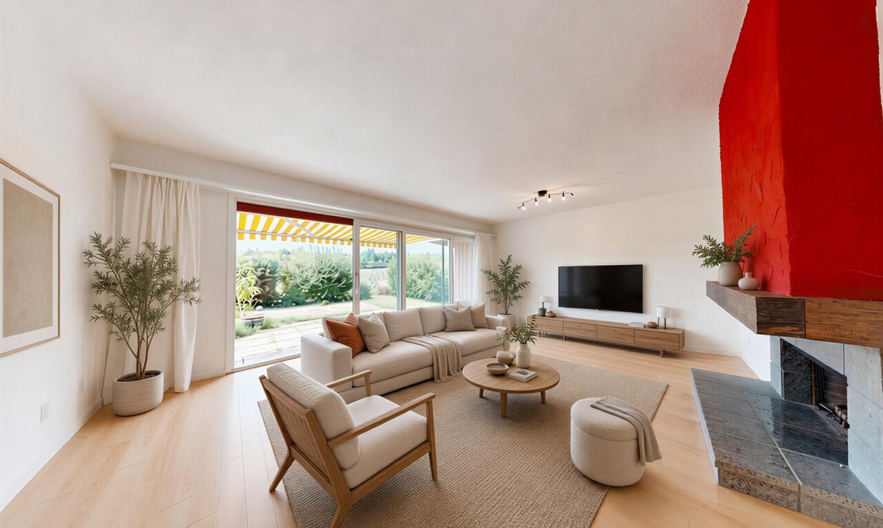 wohnzimmer mit deckenbeleuchtung, kamin, fernseher, gipskartonwand, und drywall