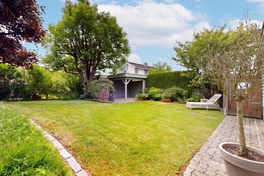 garten mit from property, terrasse, day time, rasen, und zaun