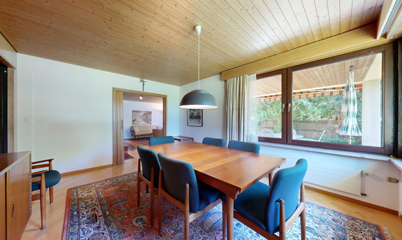 esszimmer mit natürliches licht, natural light, inside property, gipskartonwand, und drywall