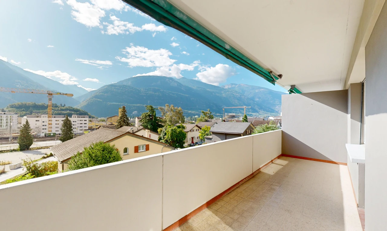 balcon avec balcon, mountain view, vue sur la montagne, view focus, et day time